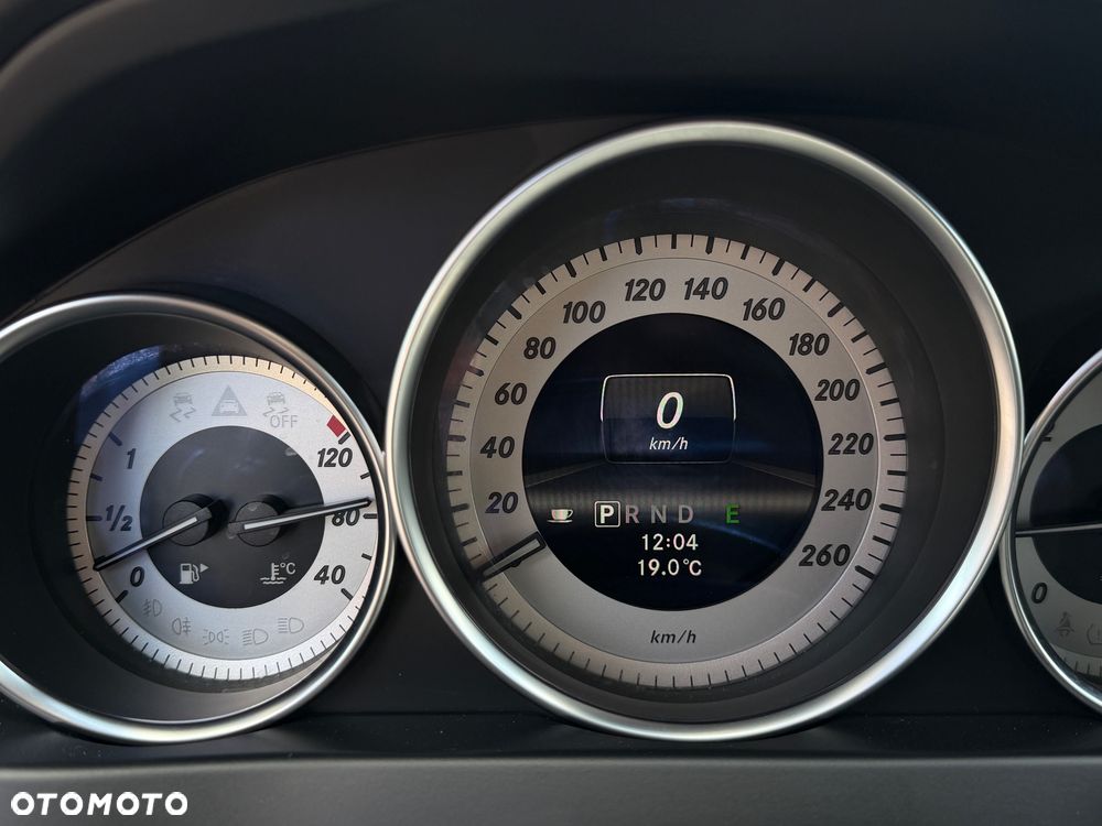 Mercedes-Benz Klasa C 220 CDI 7G-TRONIC Avantgarde Edition - 30