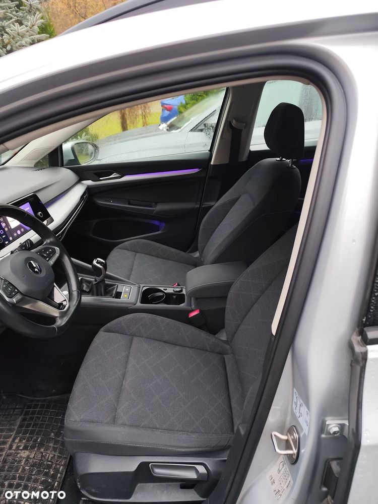 Volkswagen Golf - 16