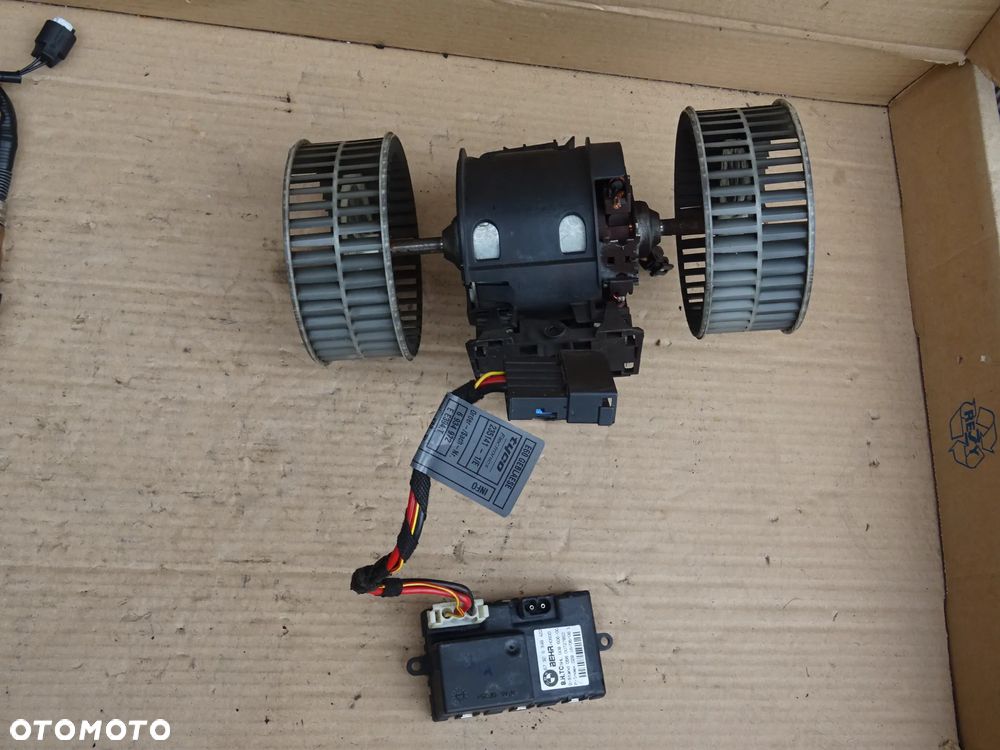 BMW E61 E60 PANEL ZAWÓR OGRZEWANIA PŁYNU NAGRZEWNICY WEBASTO - 6