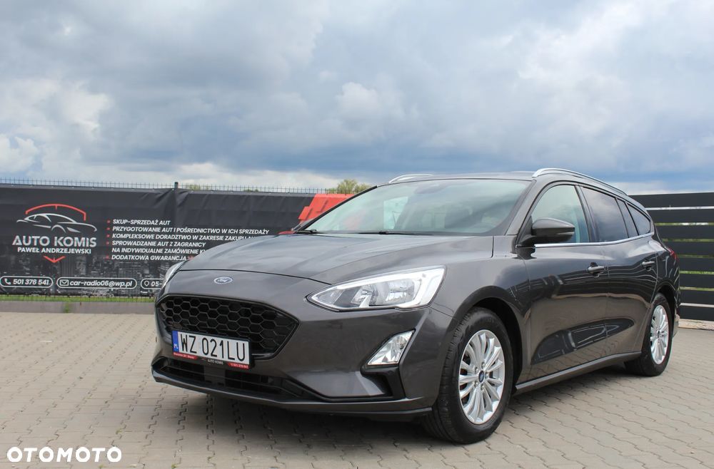 Ford Focus 1.0 EcoBoost STart-Stopp-System TITANIUM - 4