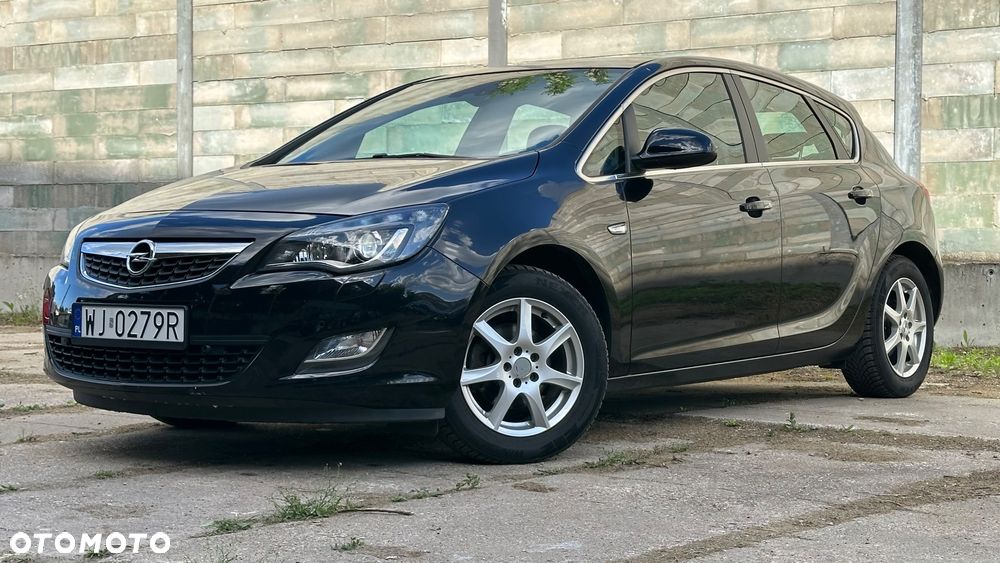 Opel Astra 1.4 Turbo Cosmo - 2