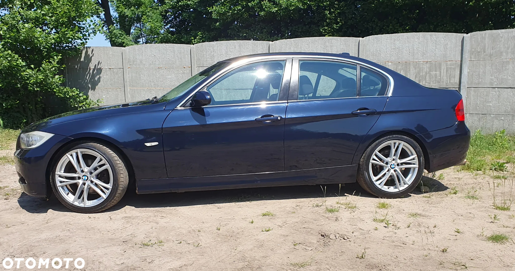 BMW Seria 3 325i - 12