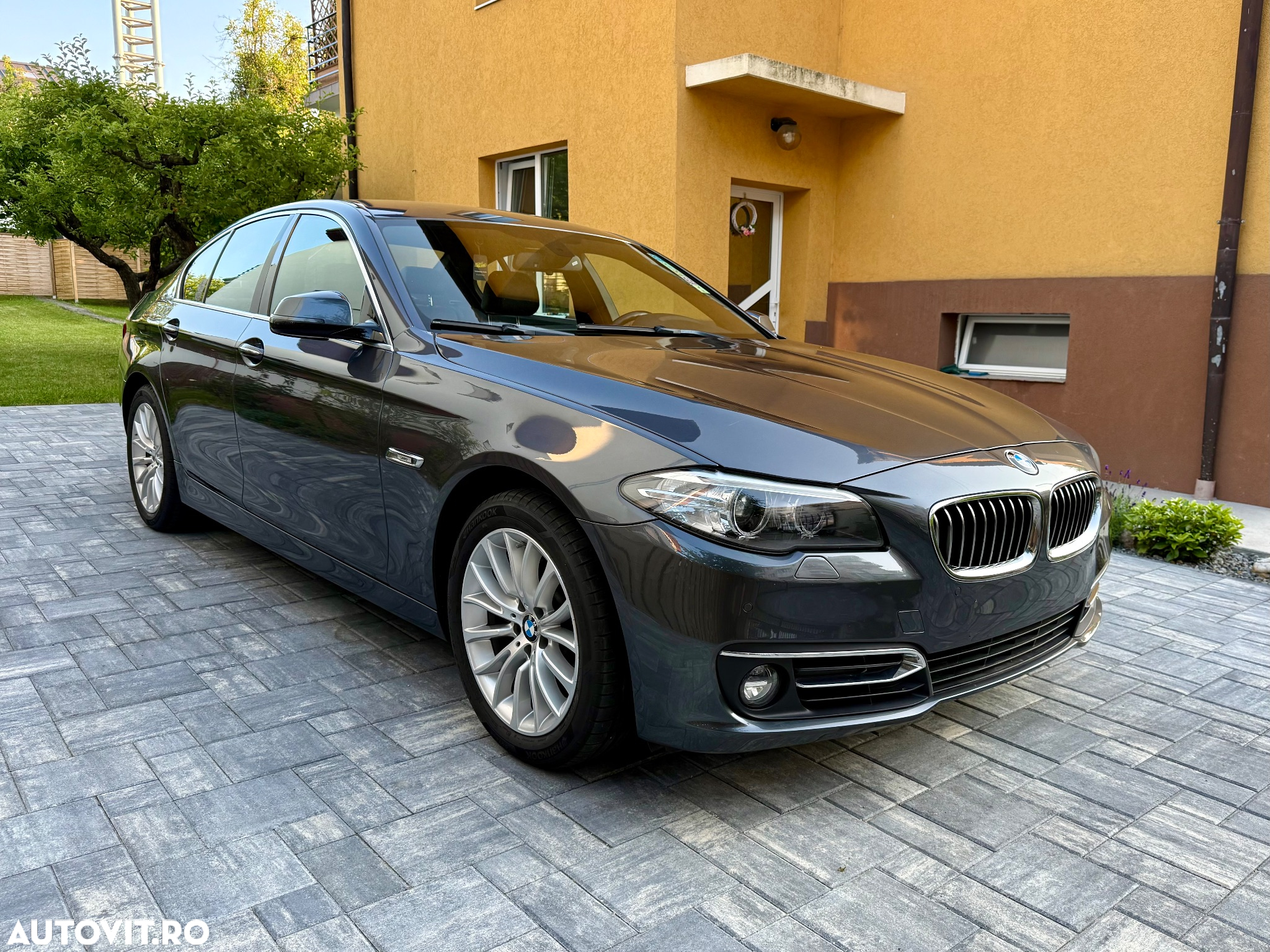 BMW Seria 5 520d xDrive Aut. Luxury Line - 5