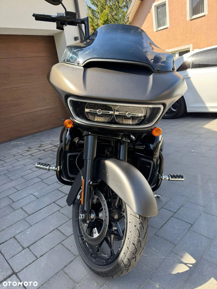 Harley-Davidson Touring Road Glide - 12