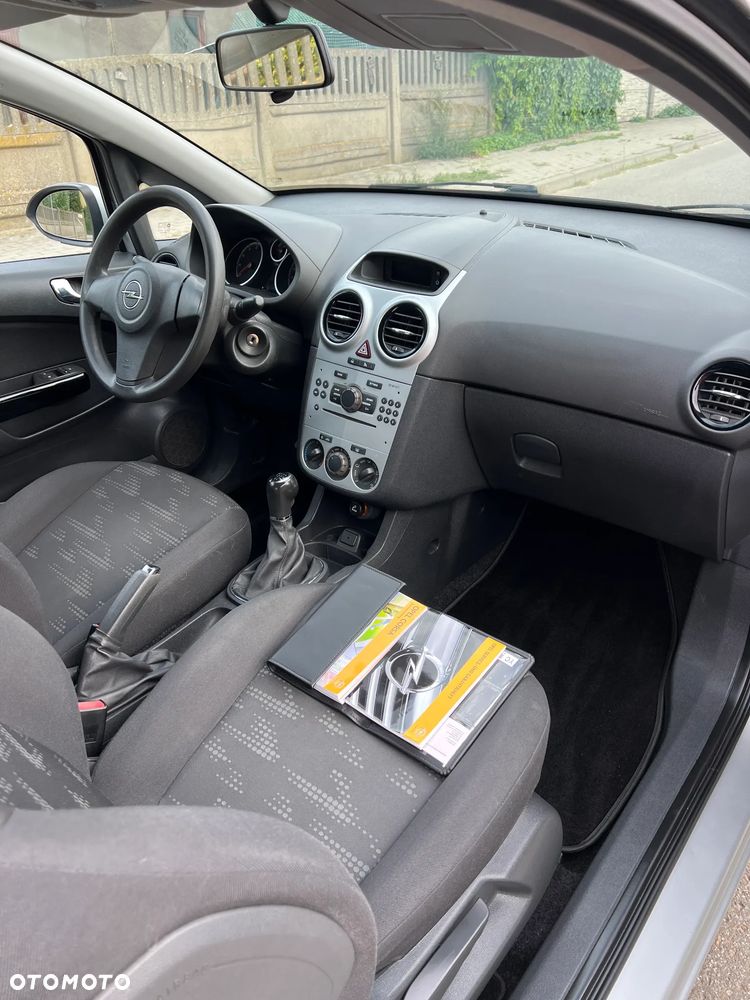 Opel Corsa - 7