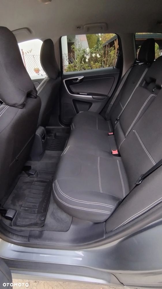 Volvo XC 60 D4 Kinetic - 12