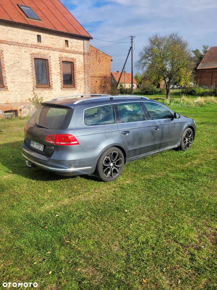 Volkswagen Passat - 5