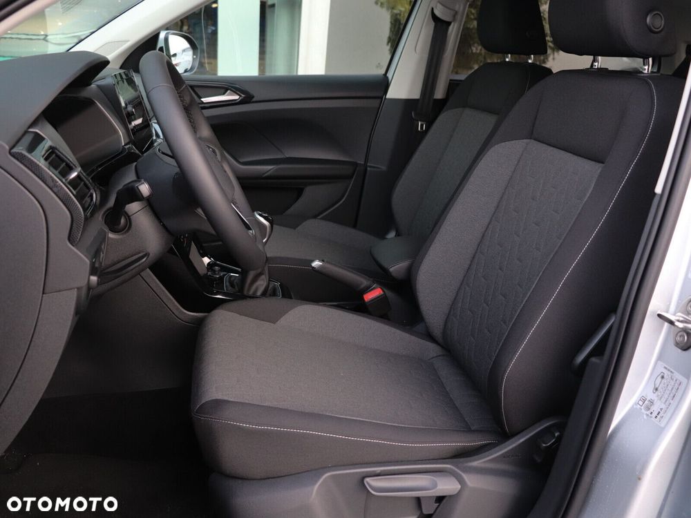 Volkswagen T-Cross - 12