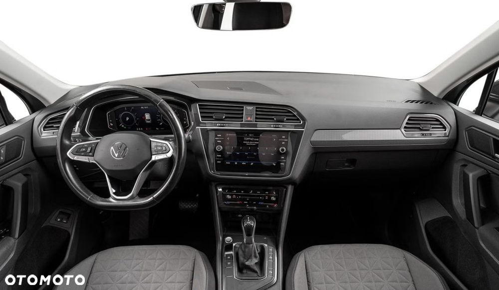 Volkswagen Tiguan 1.4 eHybrid OPF DSG Life - 11