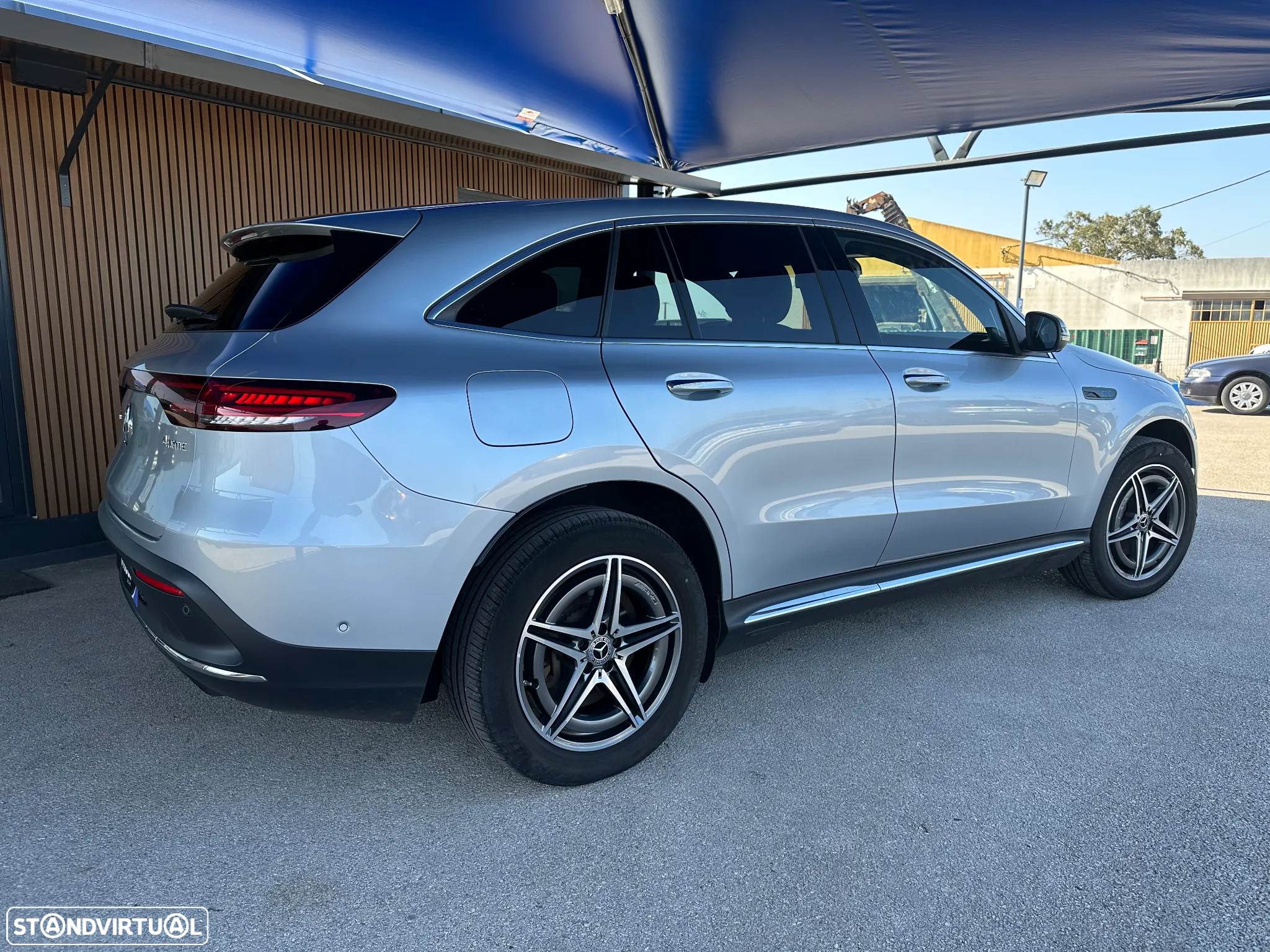 Mercedes-Benz EQC 400 4Matic AMG Line - 9