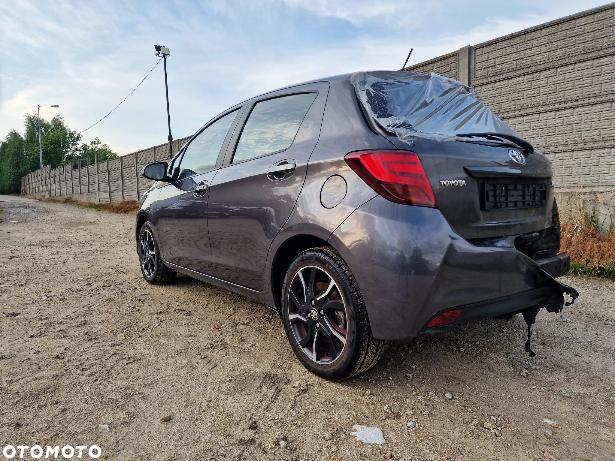 Toyota Yaris - 3