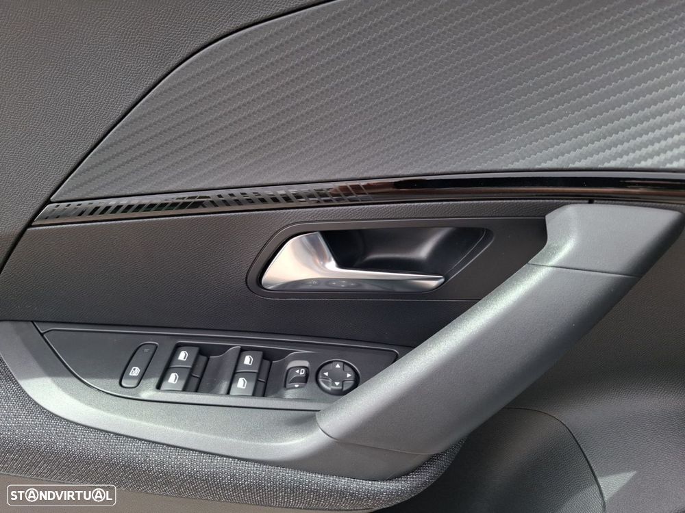 Peugeot e-2008 54 kWh Style - 15