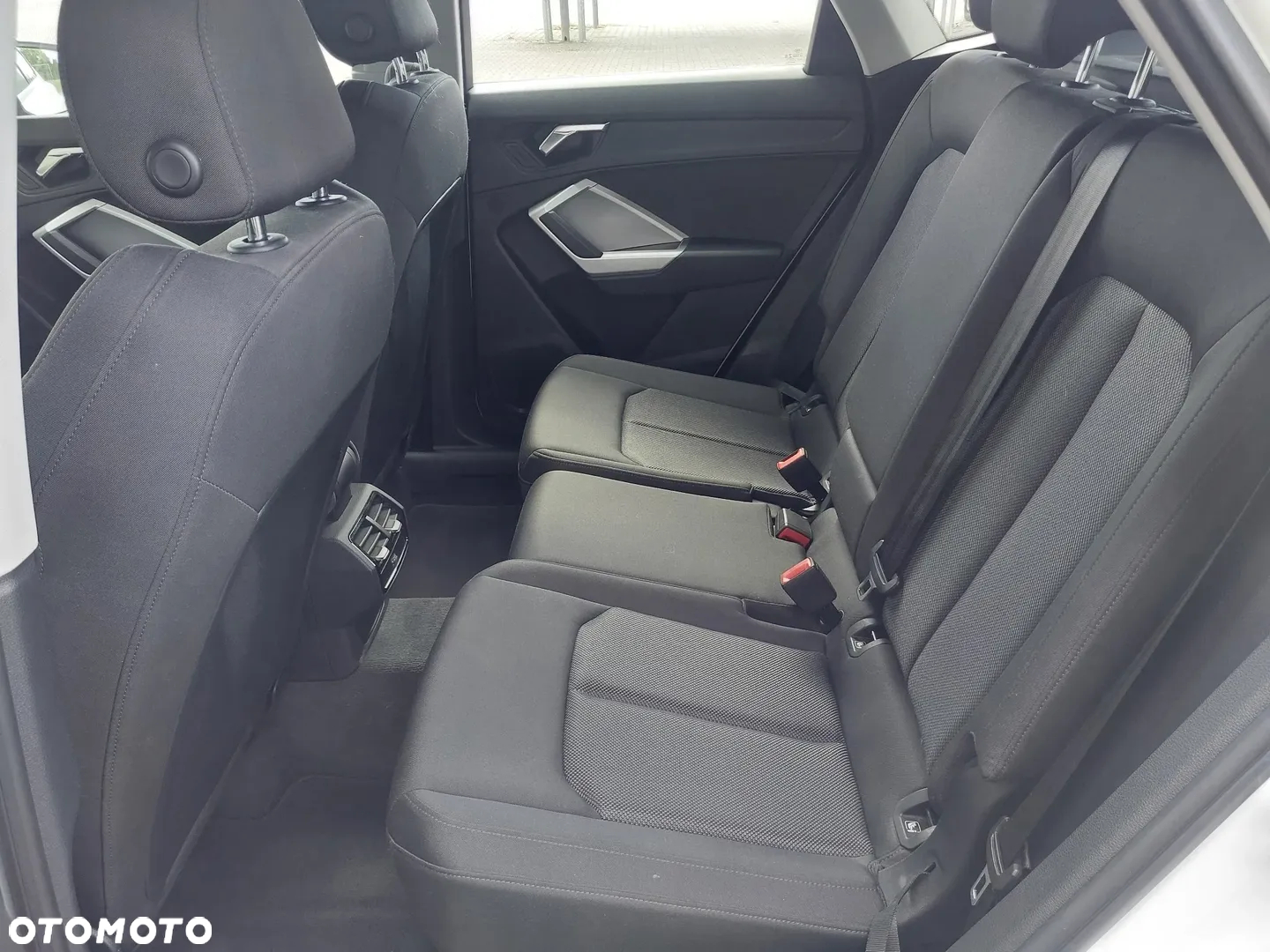 Audi Q3 35 TFSI S tronic - 23