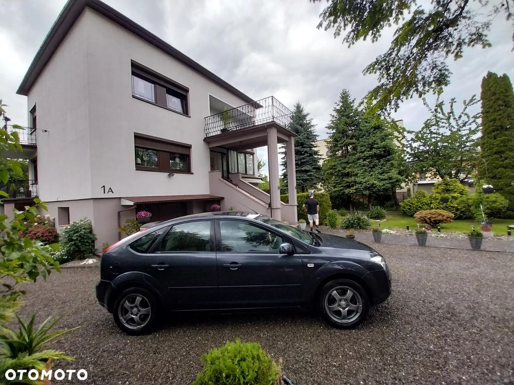 Ford Focus 1.6 16V Trend - 2