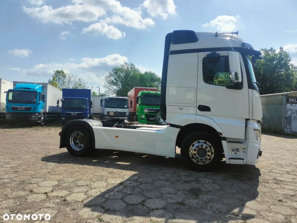Mercedes-Benz Actros - 5