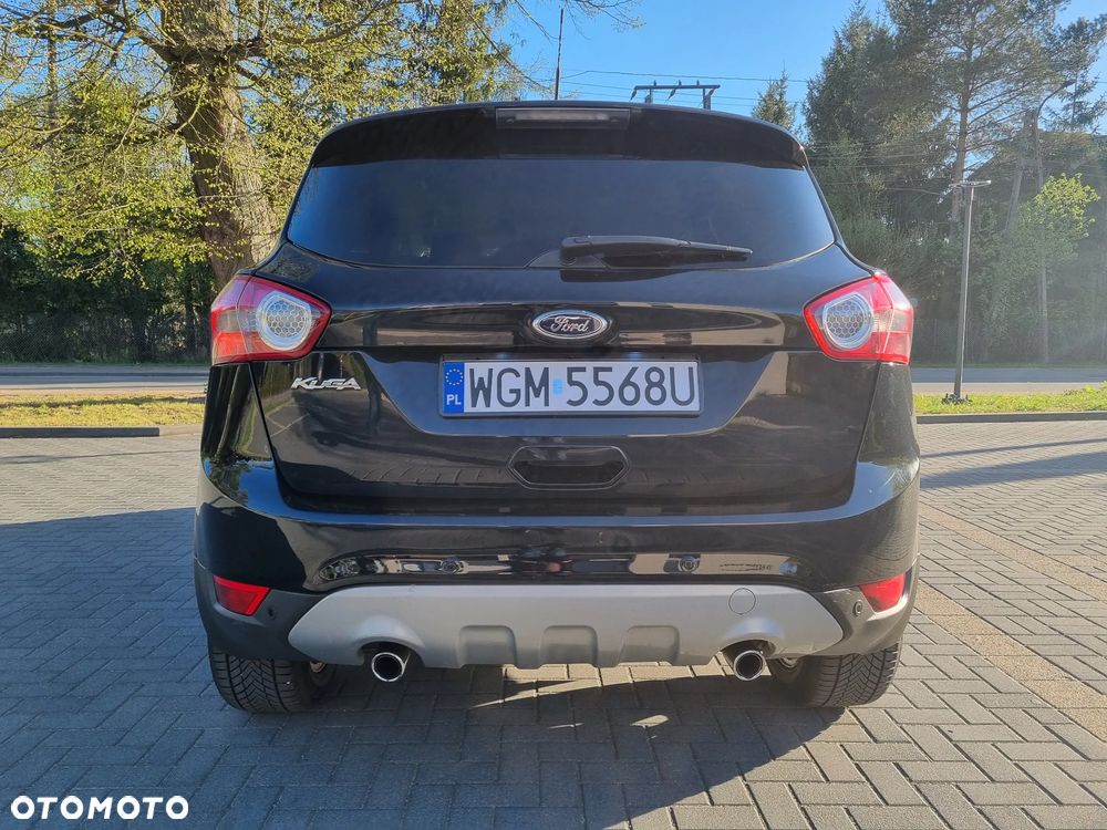 Ford Kuga 2.0 TDCi 2x4 Titanium - 10
