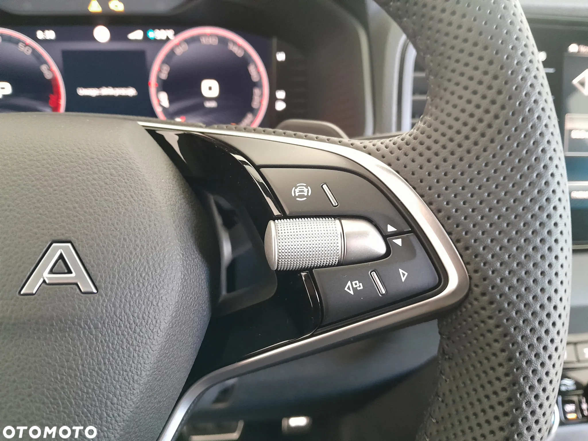 Skoda Karoq 1.5 TSI ACT Selection DSG - 9