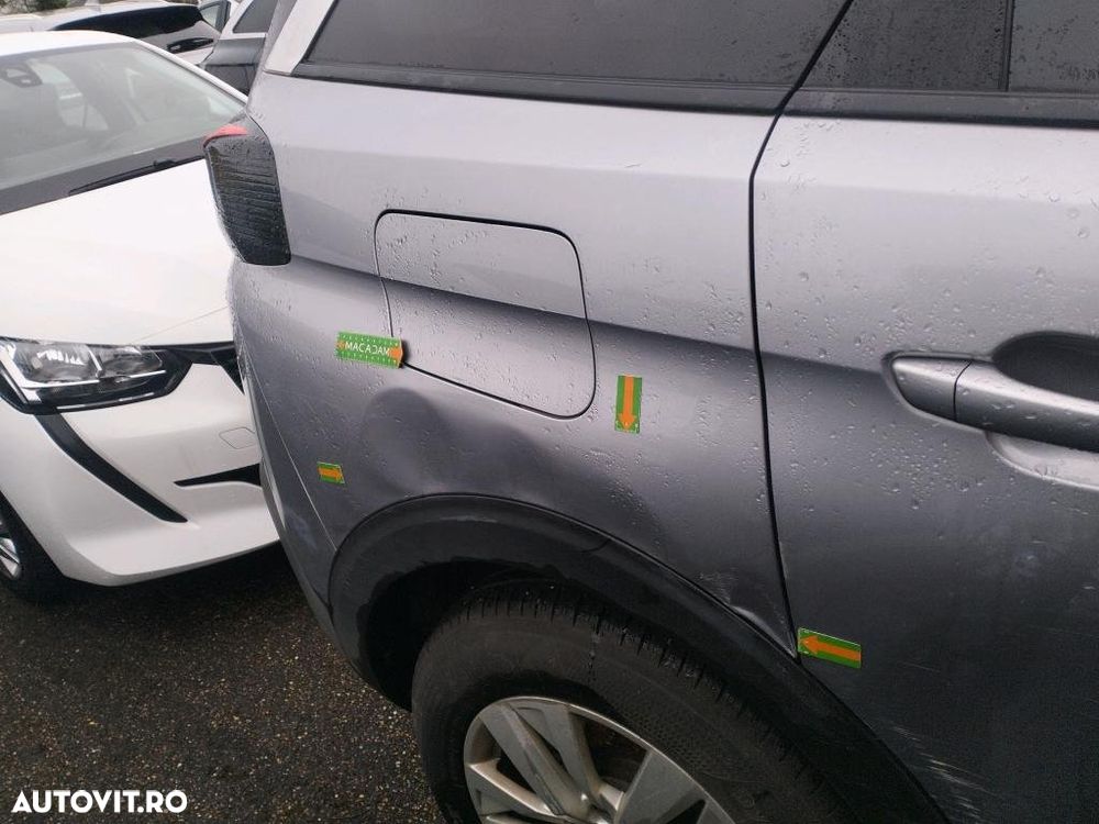 Peugeot 5008 PureTech 130 EAT8 Stop & Start Active Business-Paket - 12