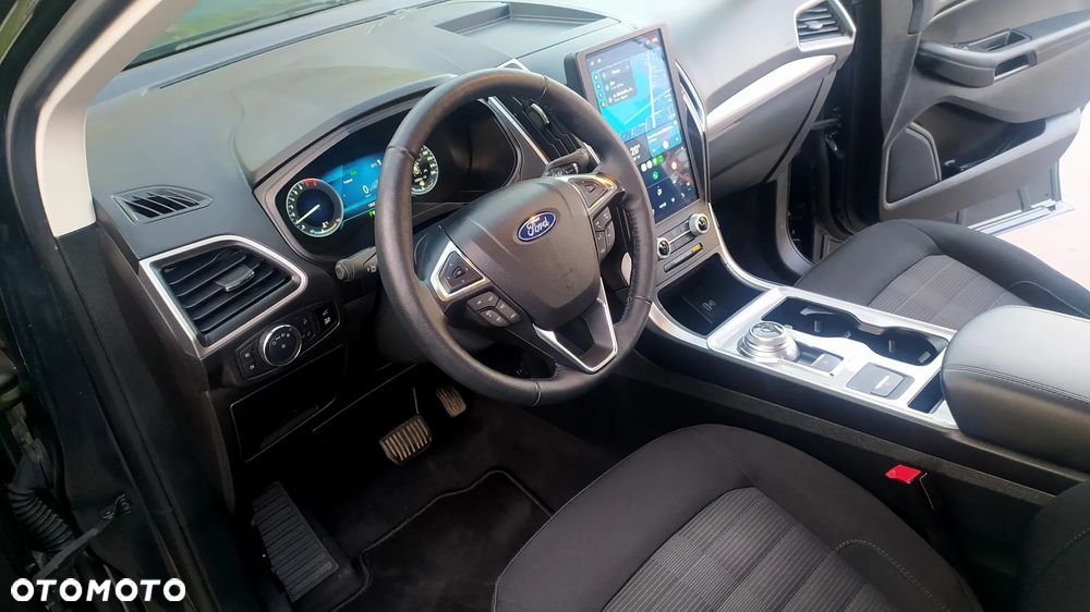 Ford Edge - 23