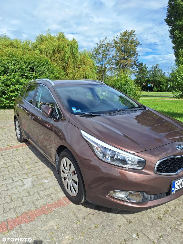 Kia Ceed - 5