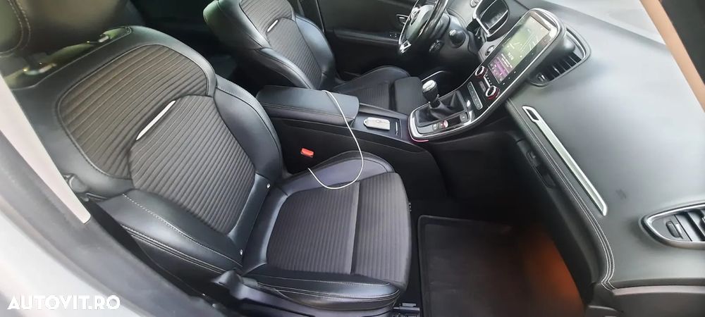 Renault Grand Scenic ENERGY TCe 160 BOSE EDITION - 5