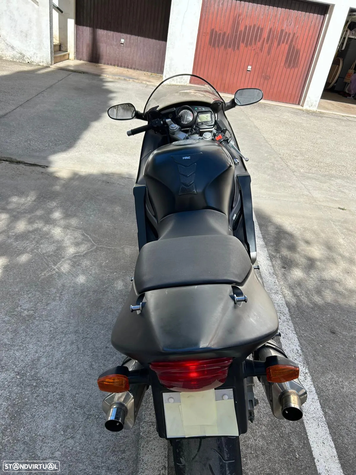 Honda CBR Super Black Bird 1100 XX (SC35) - 4