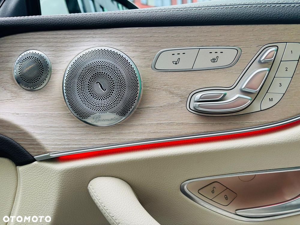 Mercedes-Benz Klasa E 400 - 17