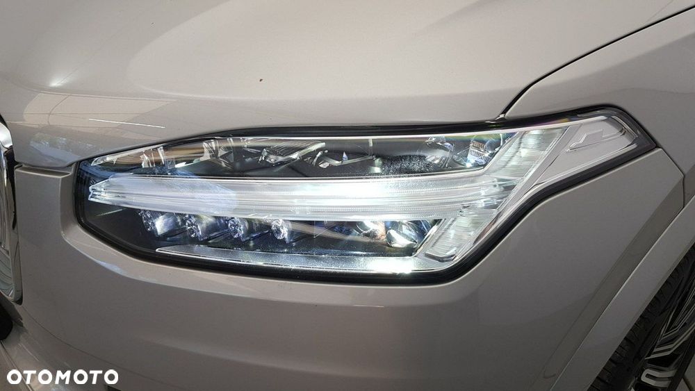 Volvo XC 90 - 10