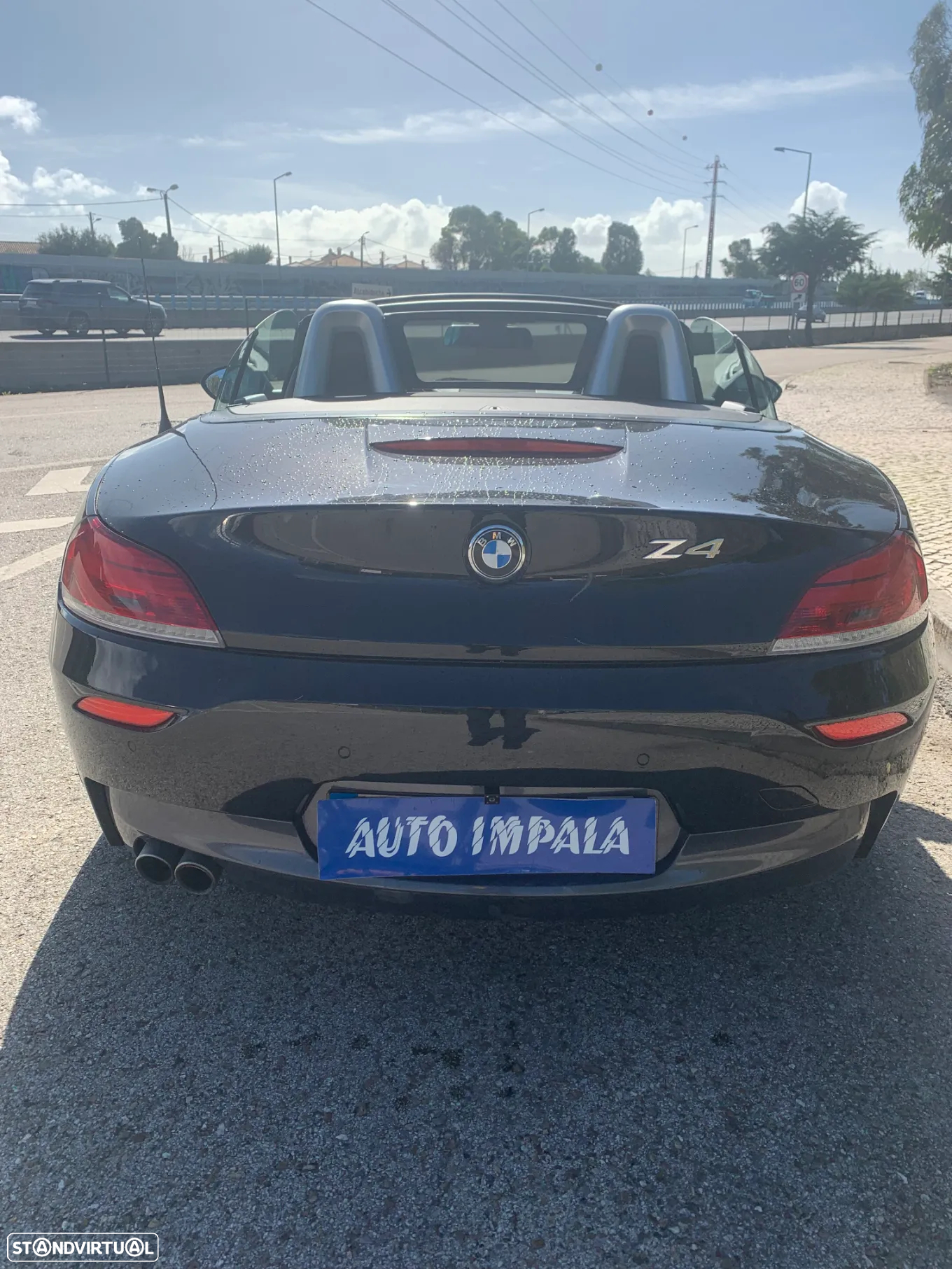 BMW Z4 23 i - 11