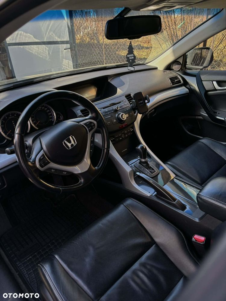 Acura TSX - 11