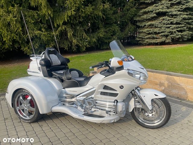 Honda GL - 11