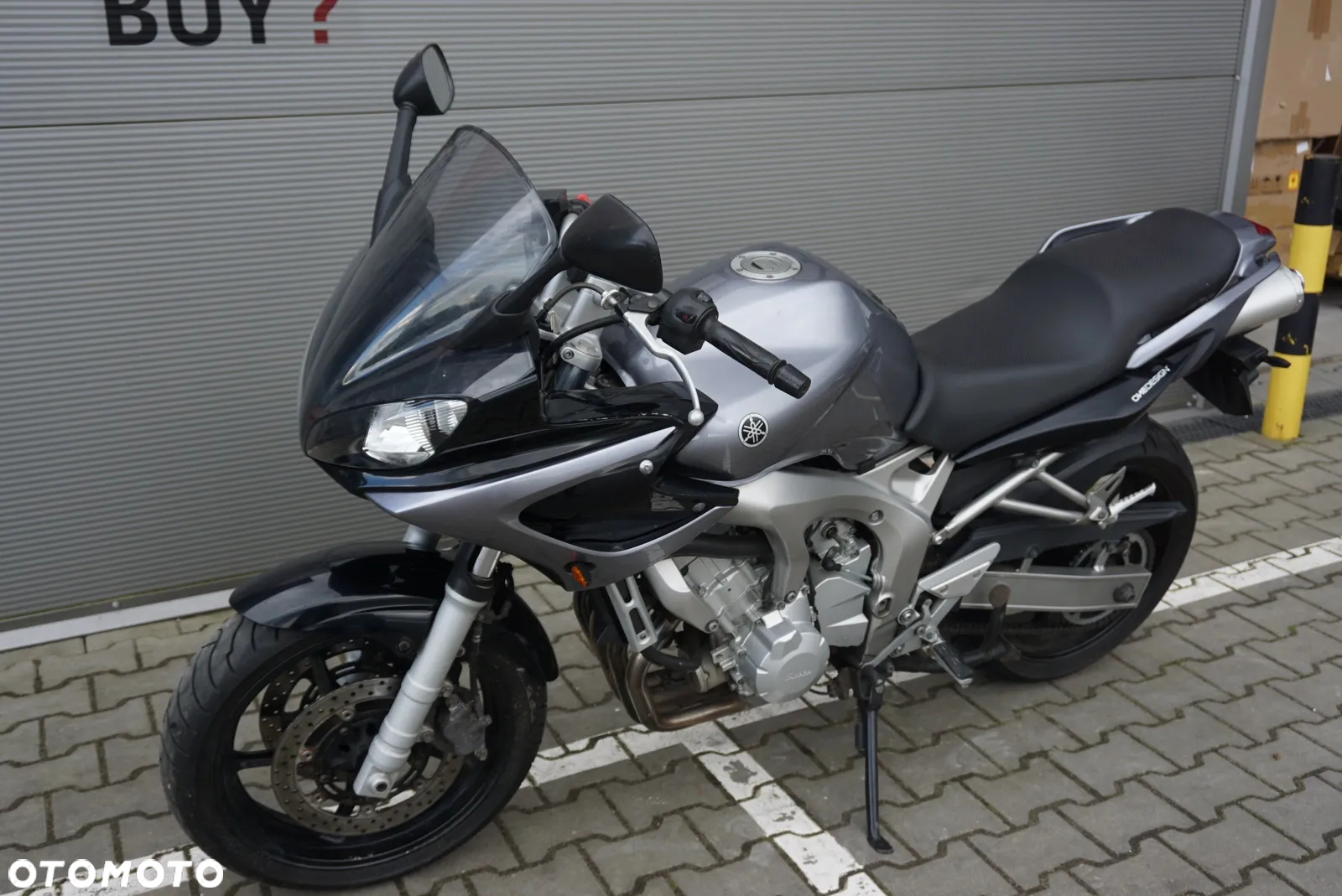 Yamaha FZ - 6