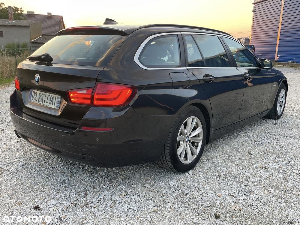 BMW Seria 5 520d Blue Performance - 3