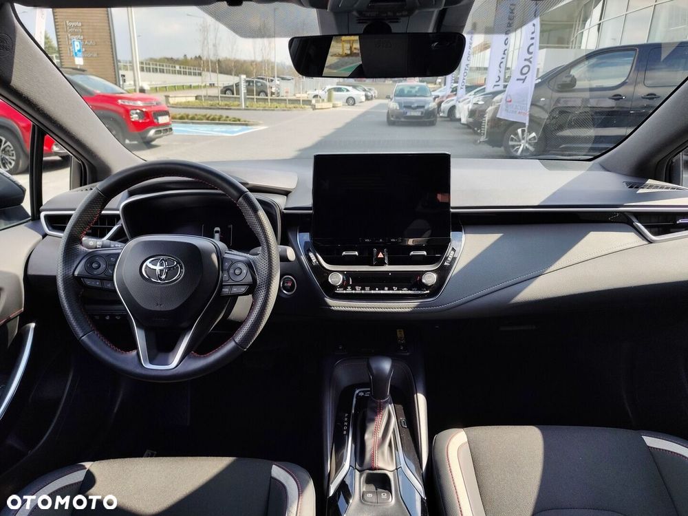 Toyota Corolla 1.8 Hybrid GR Sport - 11