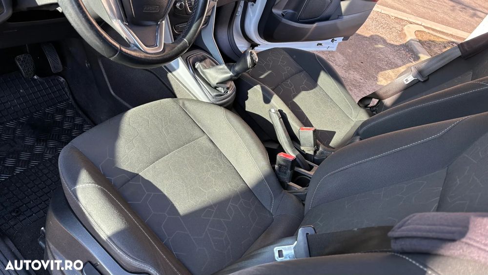 Ford B-Max 1.5 TDCi DPF Colorline - 11