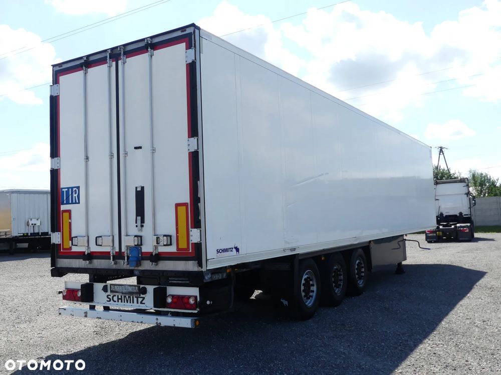 Schmitz Cargobull CHŁODNIA / DOPPELSTOCK / OŚ PODNOSZONA / 6300 MTH / - 7