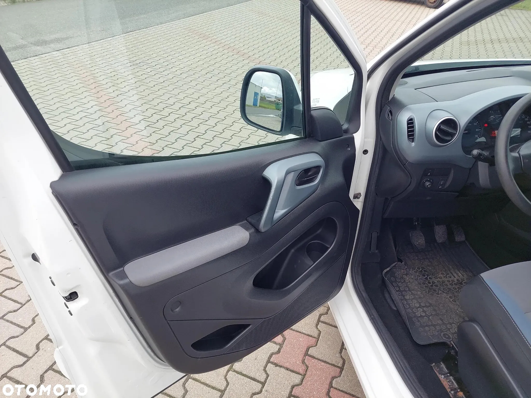 Peugeot Partner 1.6 VTi Active - 11