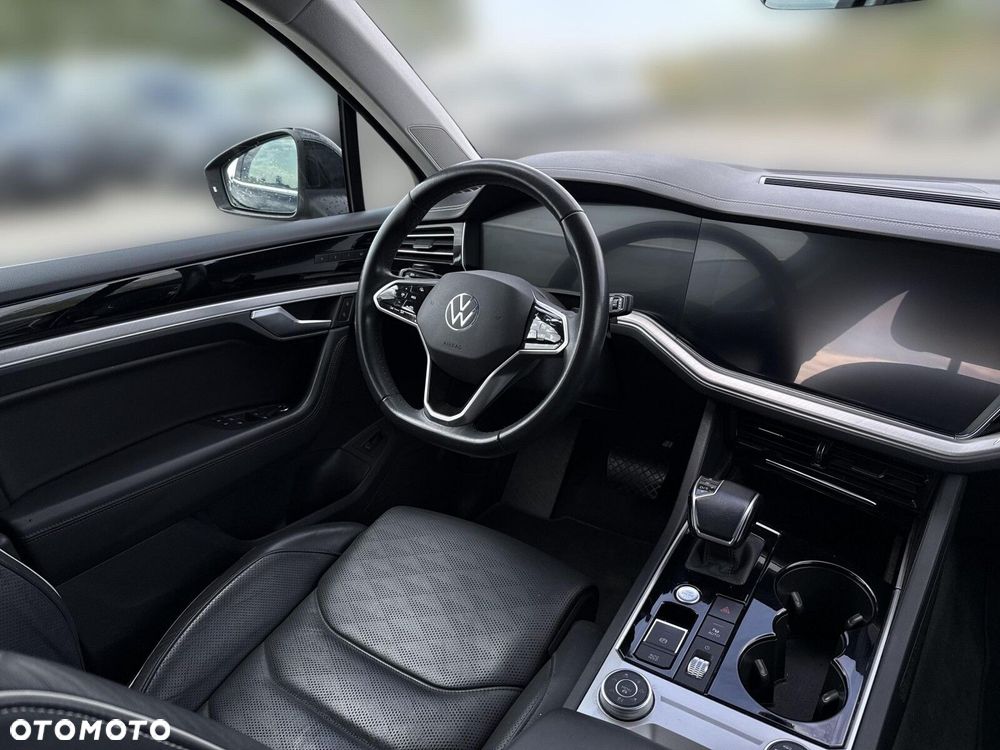 Volkswagen Touareg - 15