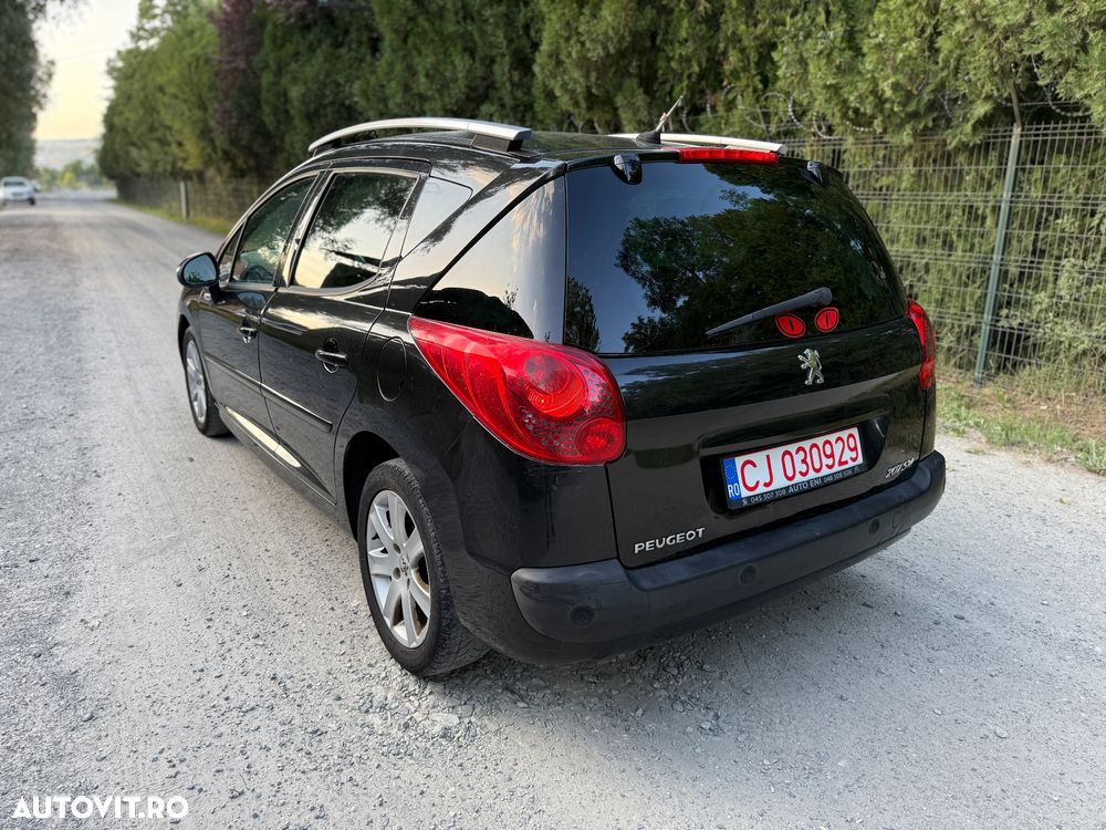 Peugeot 207 110 HDi FAP (Blue Lion) Sport - 4