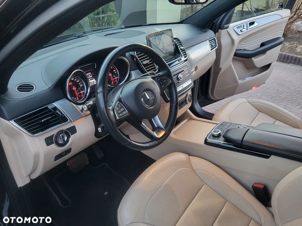 Mercedes-Benz GLE 350 d 4-Matic - 6