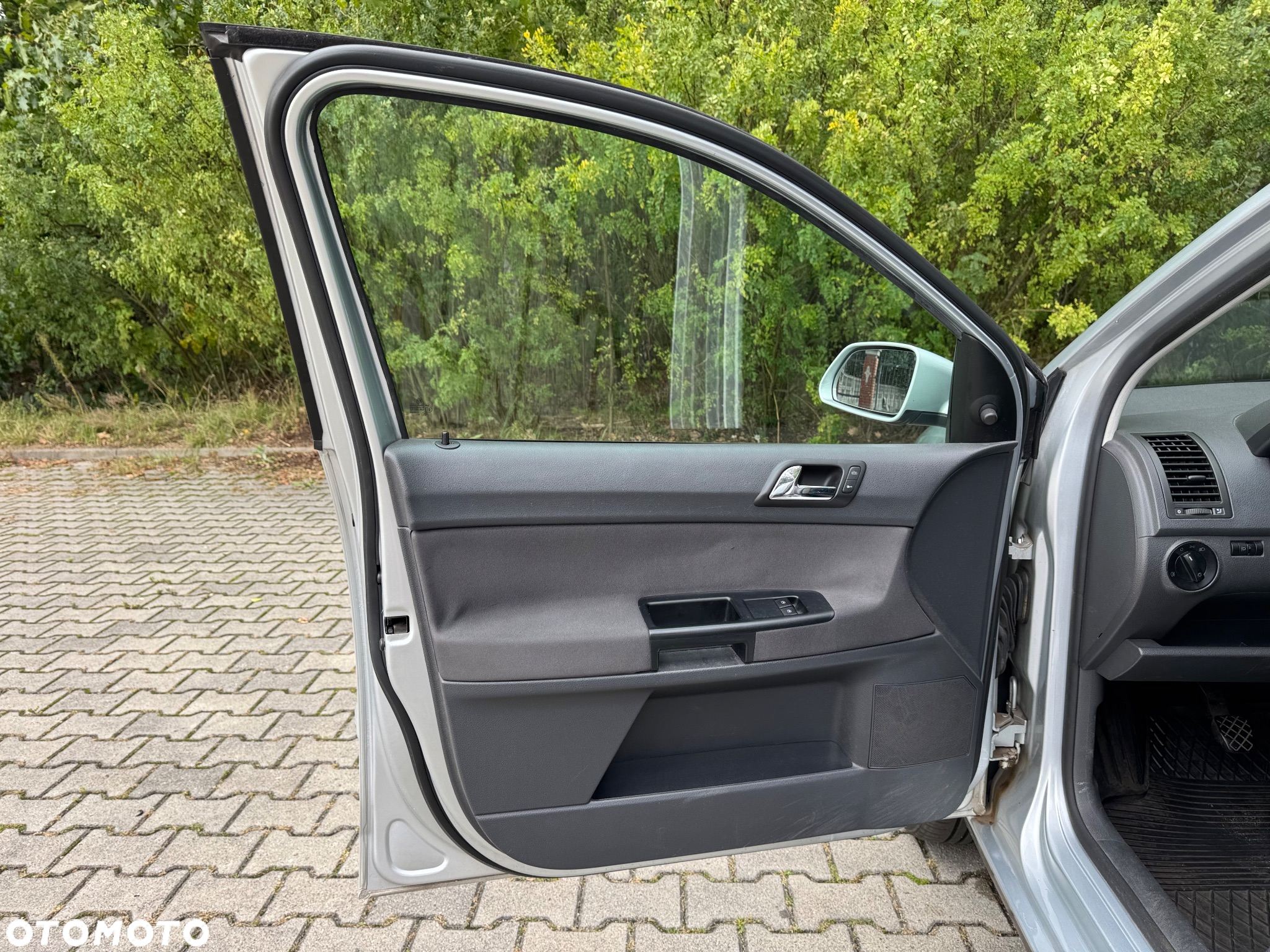 Volkswagen Polo - 12