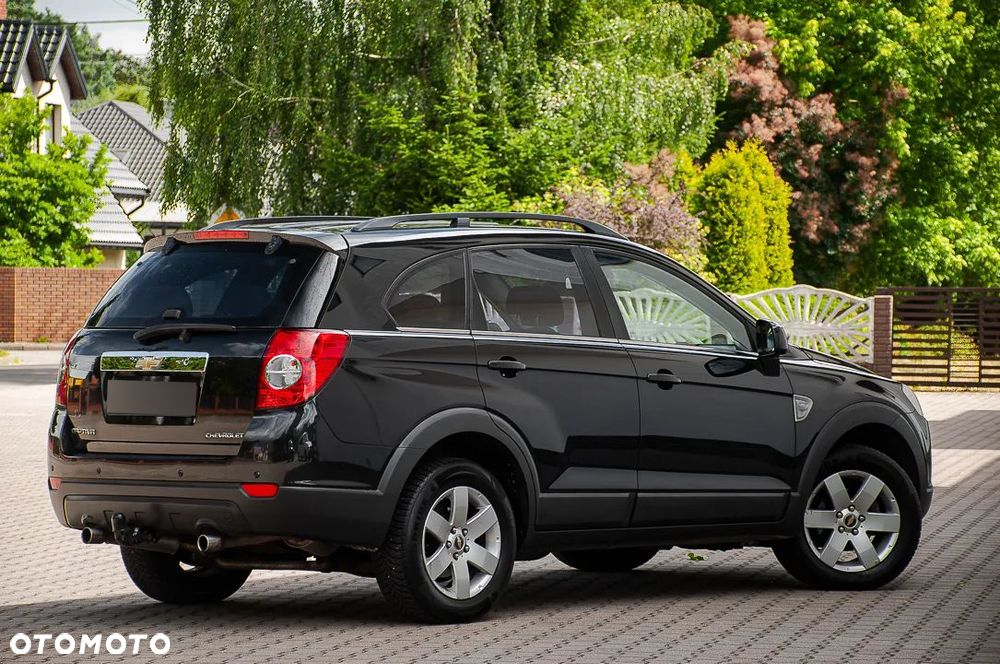 Chevrolet Captiva 2.4 2WD 7 Sitzer LS - 12