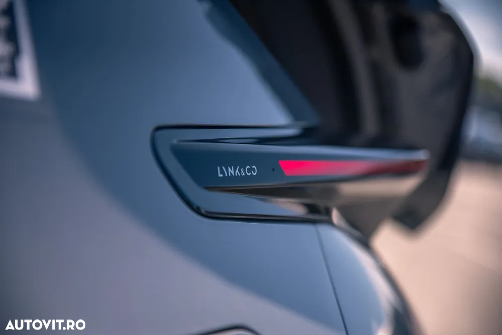 Lynk&Co 02 - 23