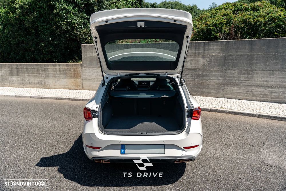 Cupra Leon ST 1.4 e-Hybrid MID DSG - 9