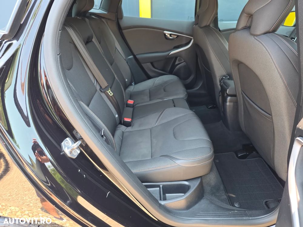 Volvo V40 - 13
