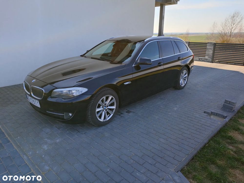 BMW Seria 5 520d - 7