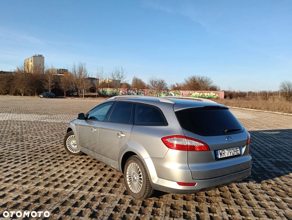 Ford Mondeo 2.0 Ghia - 3