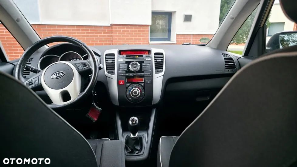 Kia Venga 1.4 CVVT Spirit - 17