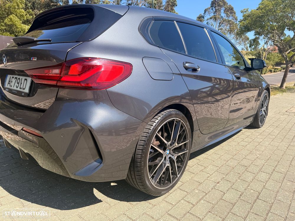 BMW 116 d Pack M - 12