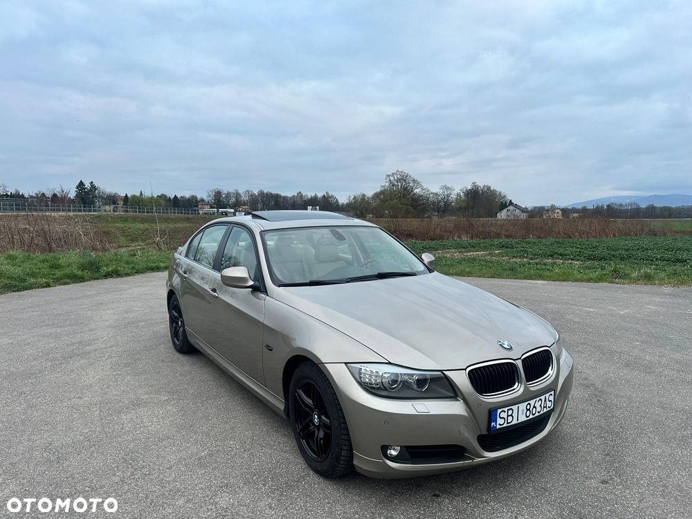 BMW Seria 3 320i - 1